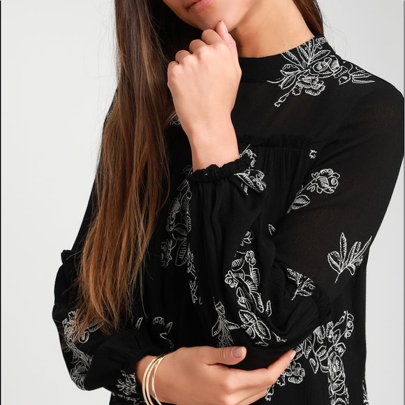 Lulu’s Not Quite Like You Dress - Picture 4 of 4